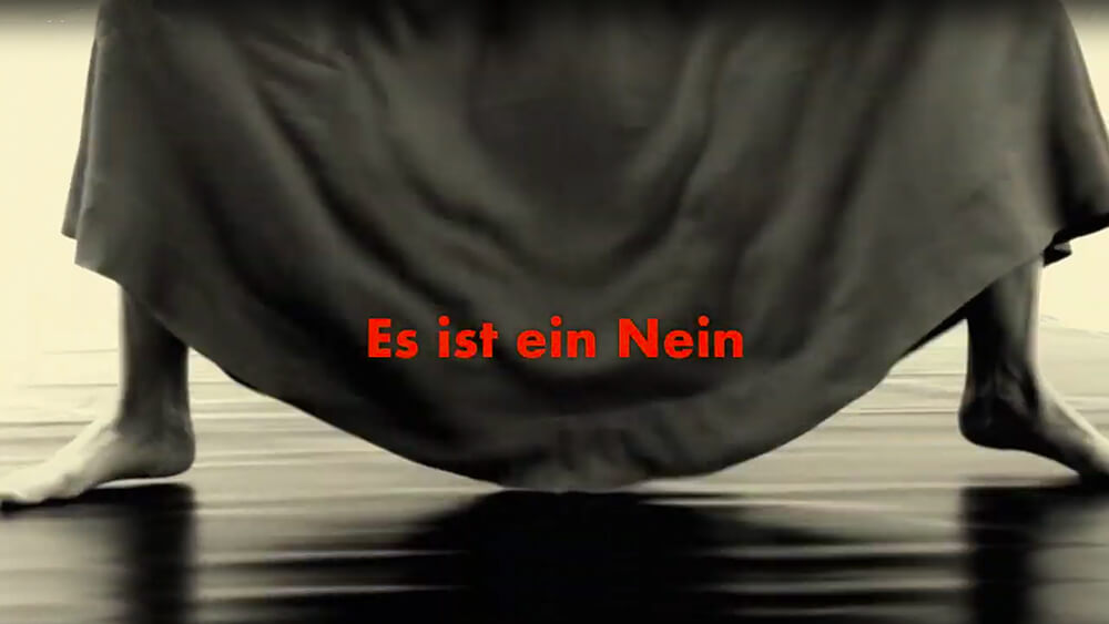 Videostill aus dem Kinospot für den Verein Frauen gegen VerGEWALTigung
