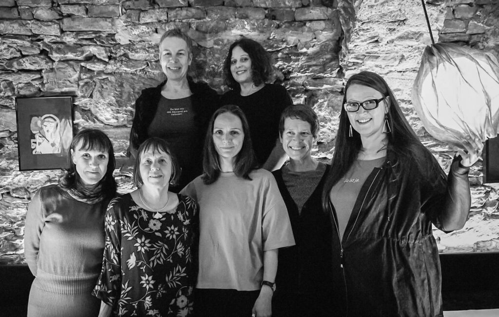 Das Team von Frauen gegen VerGEWALTigung